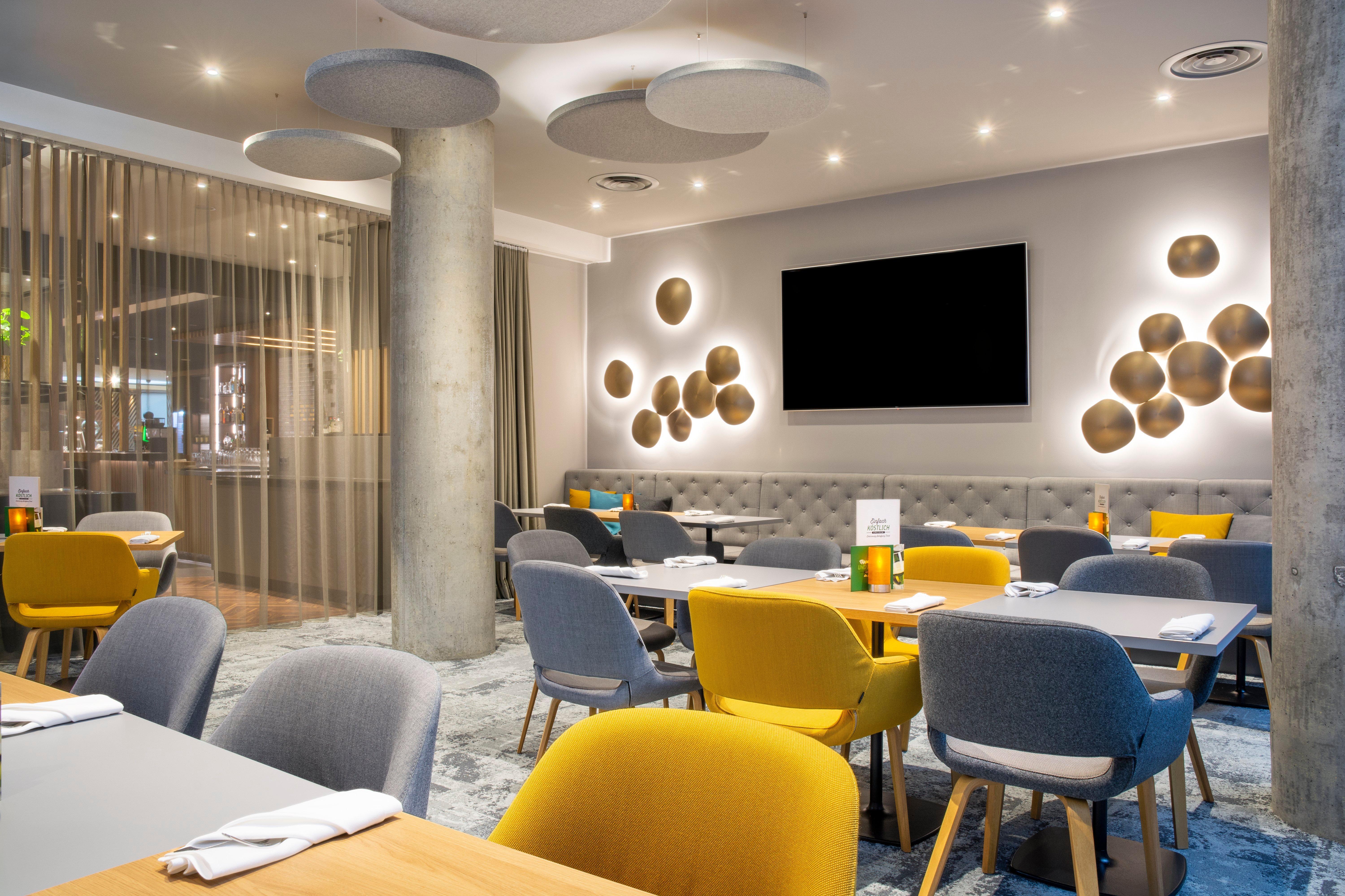 Holiday Inn Stuttgart Exteriör bild