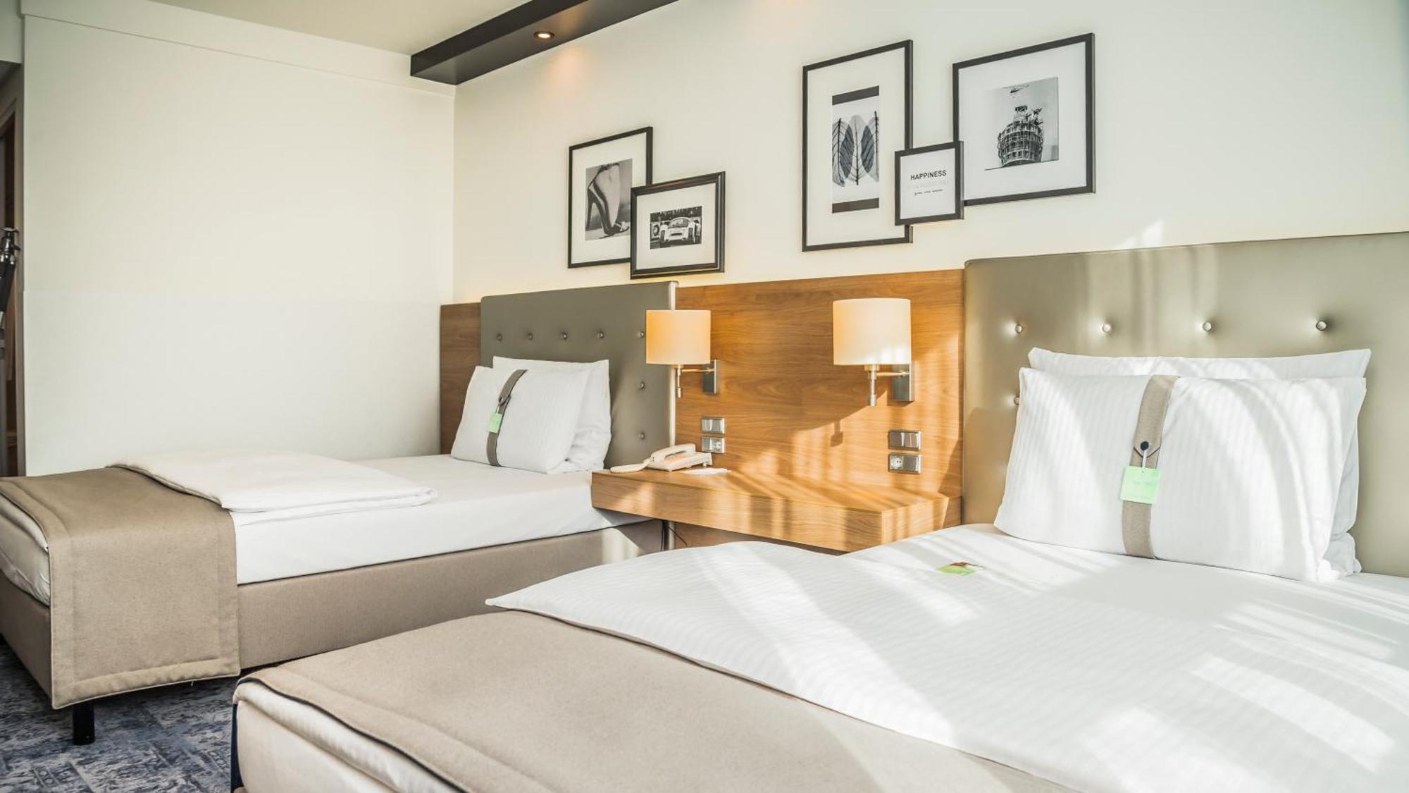 Holiday Inn Stuttgart Rum bild