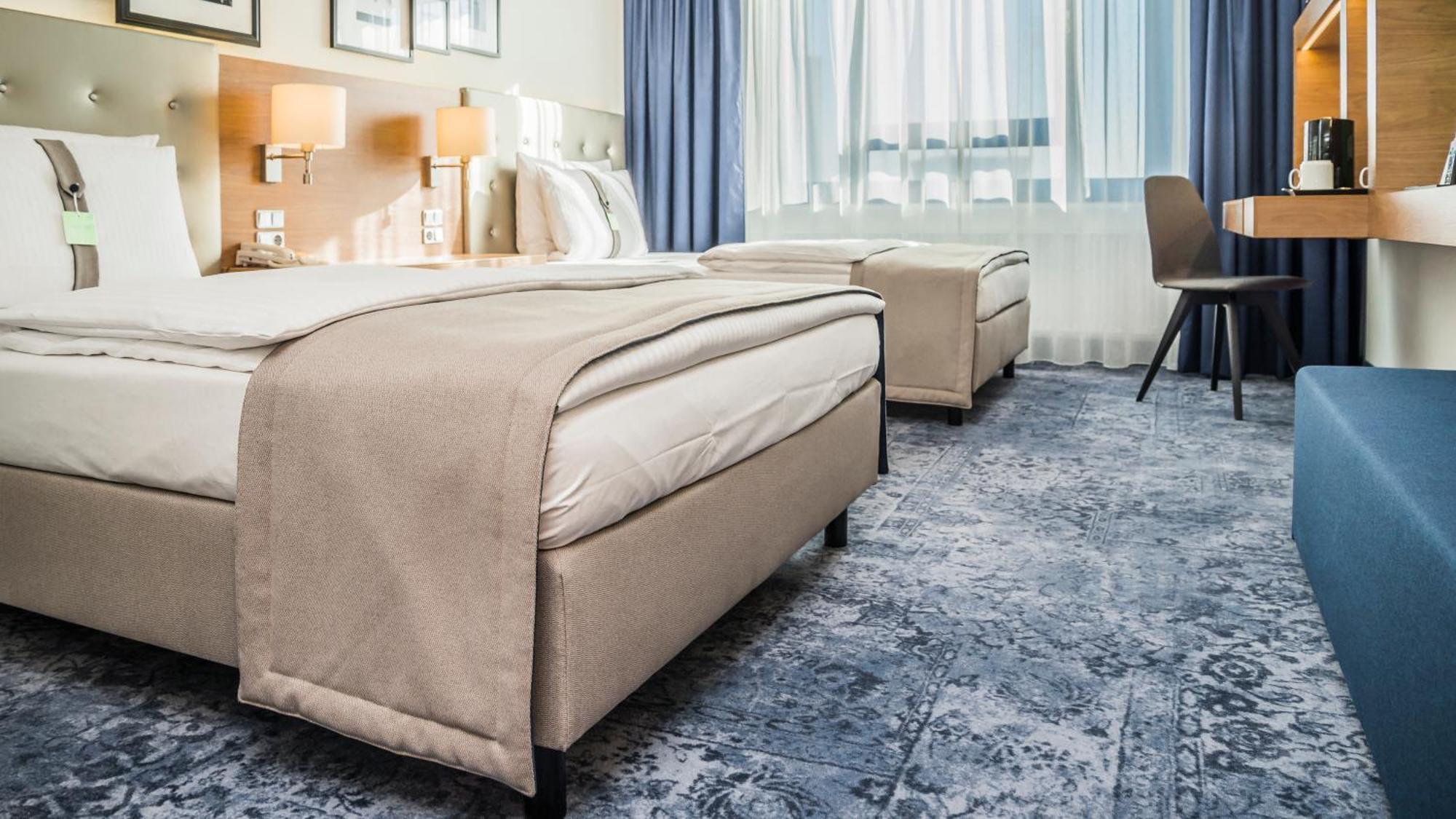Holiday Inn Stuttgart Rum bild